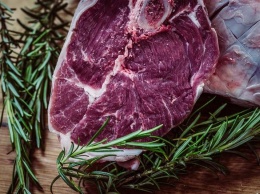 Англо-американские ученые назвали мясо самым вредным продуктом