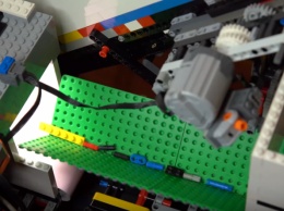 Сортировщик для LEGO с нейросетью собрали из самого LEGO