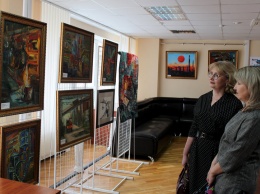 Выставка «Цвет стали ОЭМК» покорила сердца белгородцев