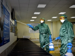 Власти отрепетировали «встречу» китайского коронавируса в алтайском аэропорту