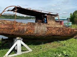 На дне Нижнетагильского пруда водолазы во время тренировки нашли затонувший катер