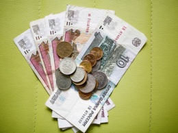 Аналитики узнали, на что россияне копят деньги