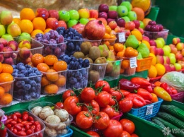 Кузбасские предприниматели лишились сотен килограммов гнилых овощей и фруктов