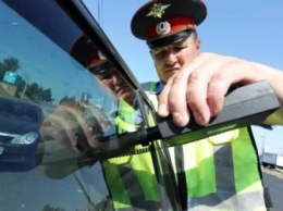 В Госдуму внесен законопроект о сроках снятия тонировки с автомобиля