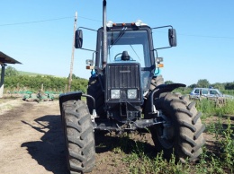 Под Новосибирском полицейские стреляли по трактору, уходившему от погони