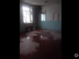 Власти решили высушить некоторые кабинеты в затопленной больнице Белогорска