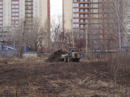 Барнаульцев переполошила строительная техника в парке «Изумрудном»