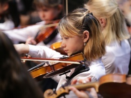 Сахалинский детский симфонический оркестр выступил в рамках проекта «Дети-детям. Сахалин»