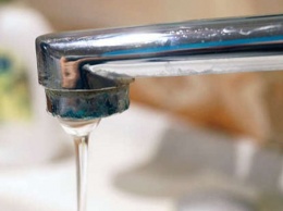 В Артемовском из-за аварии в 11 домах несколько дней ограничена подача холодной воды