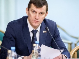 Депутат Госдумы согласился дать свои деньги на очистку Черноисточинского пруда