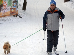 Барнаульцев приглашают покататься на коньках и лыжах в «Спортивные выходные»