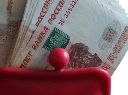 Финансист дал советы, куда лучше вложить 100 тысяч рублей