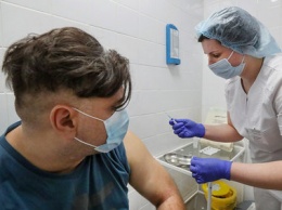 В Карелии как минимум шесть человек заболели ковидом после прививки «Спутником V»