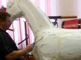 В музее МЧС появится лошадь из пенопласта