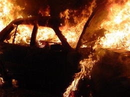 Житель Барнаула сжег авто своей бывшей, пытаясь вернуть любовь