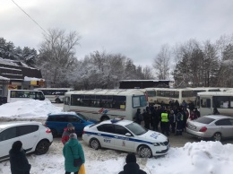 Водители бийских автобусов устроили «забастовку» из-за не расчищенных дорог в городе