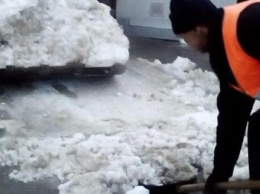 С улиц Калуги вывезли 2410 кубометров снега