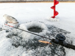 Замерзающих рыбаков спасли в Нижневартовском районе