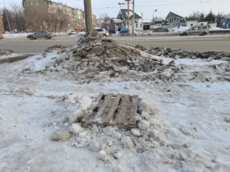 Кемеровские власти оградили открытую канализацию от зевак