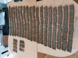 У жителя Калининградской области нашли почти тысячу патронов от автомата Калашникова (фото)