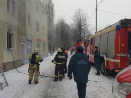 На Аллее Смелых пожарные спасли 5 человек, 1 госпитализирован