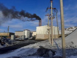 Жители Змеиногорска жалуются на выбросы из трубы новой котельной