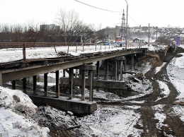 В Барнауле стартовала реконструкция моста через Барнаулку