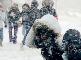 Погода в Крыму ухудшится в ближайшие двое суток: объявлено штормовое предупреждение