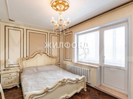 В Барнауле продают квартиру с кристаллами Сваровски в имперском стиле