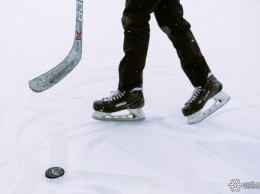 НХЛ отстранила российского хоккеиста от матчей из-за обвинений в избиении девушки