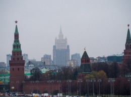 В Москве рассчитывают к лету минимизировать ограничения из-за COVID-19