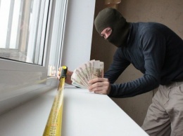 В Симферополе "оконные мошенники" украли у доверчивых пенсионеров 100 тысяч рублей