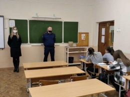 Уроки правового информирования в школах провели ульяновские следователи СК