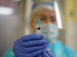 Власти Австрии приостановили использование партии вакцины AstraZeneca