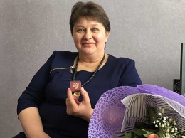 Алтайский воспитатель стала Почетным работником воспитания и просвещения РФ
