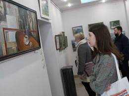 В Барнауле открылась выставка памяти художника и педагога Владимира Кикотя