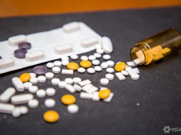 Сотрудники аптеки "Эдельвейс" пытались отобрать у женщины рецепт на необходимые ей лекарства