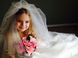 Родители беременной пятиклассницы из Саратовской области решили выдать ее замуж