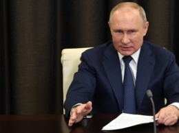 Владимир Путин рассказал, почему не вакцинировался публично