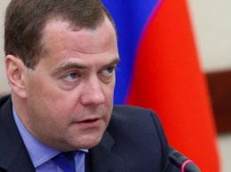 Медведев о домашнем насилии: формула «бьет, значит любит» никого не утешает