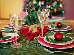 Названа цена новогоднего стола в разных регионах России