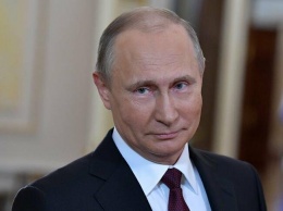 Путин заявил о возможном снятии COVID-ограничений в России к концу лета