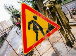 Специалисты начали восстанавливать дороги в Кемерове на проблемных участках