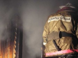 В Белогорске из горящей квартиры спасли пенсионера