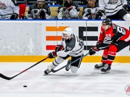 Новокузнецкий "Металлург" вышел в финал Высшей хоккейной лиги-2021