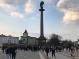 Двух калининградских сторонников Навального задержали еще при выходе из дома