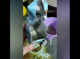 Жительница Кузбасса обнаружила "сюрприз" в упаковке с соком