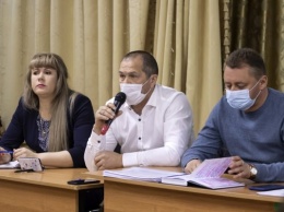 «Я неграмотный в строительстве»: депутат объяснил 7-этажную застройку в Большом Исаково