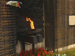 Фамилии еще трех солдат появились на Мемориале Славы в Барнауле