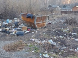 Кемеровчане массово пожаловались на плохую уборку мусора